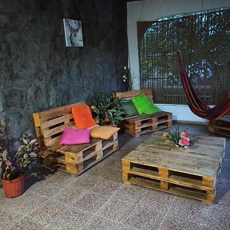 Hostal Familiar Argenal - David Luaran gambar