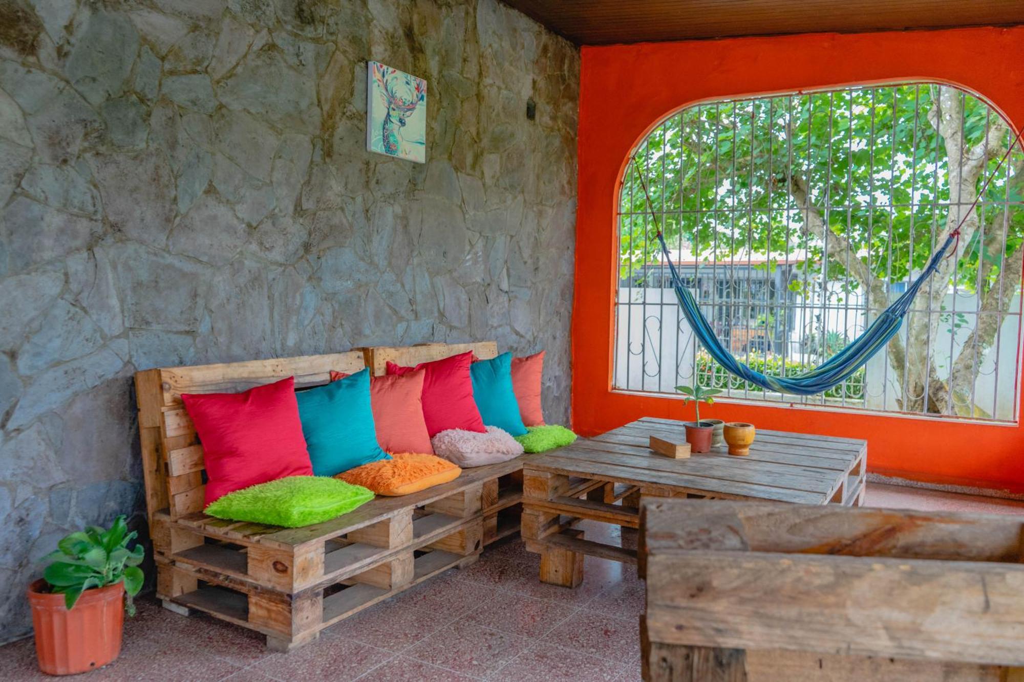 Hostal Familiar Argenal - David Luaran gambar