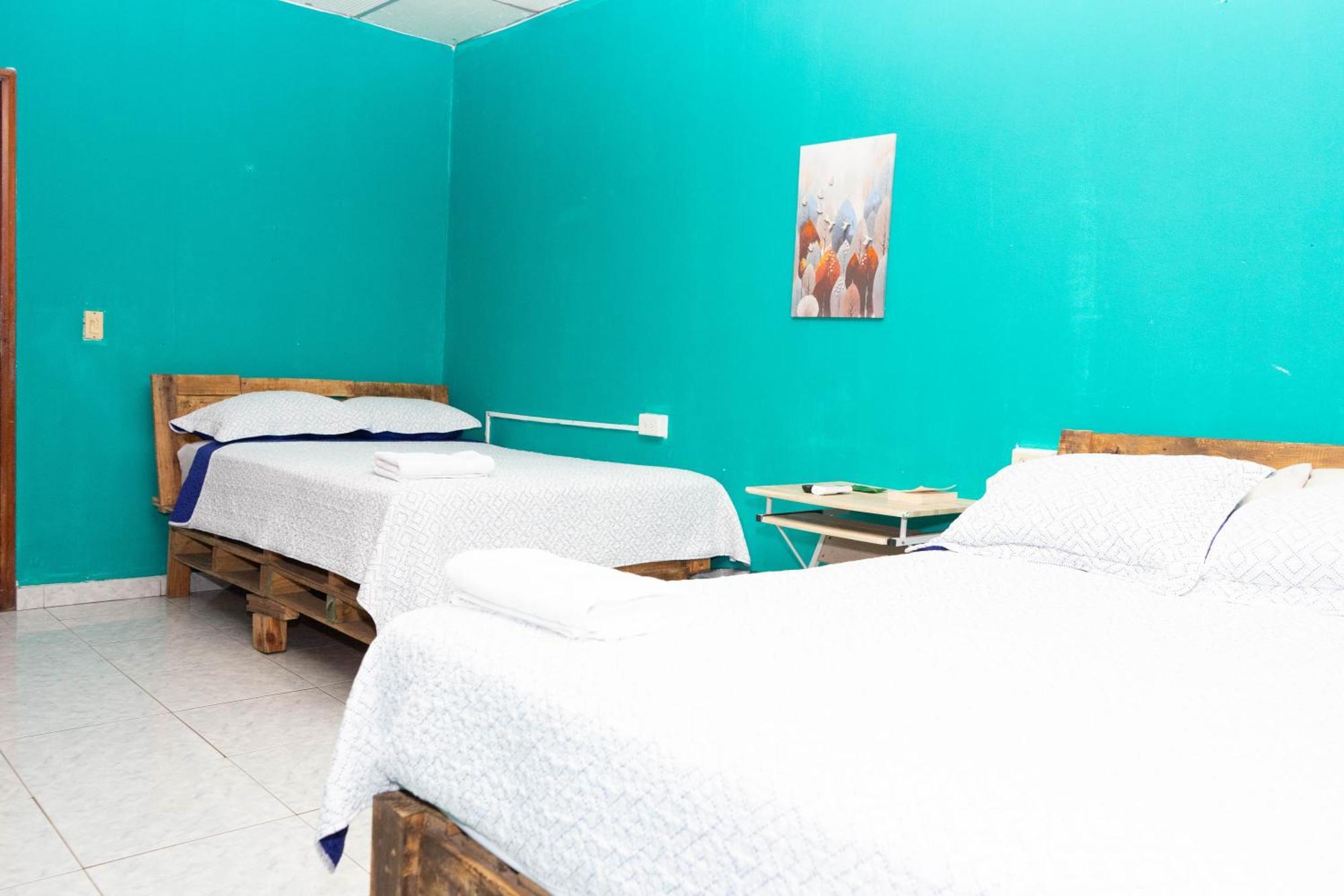 Hostal Familiar Argenal - David Luaran gambar